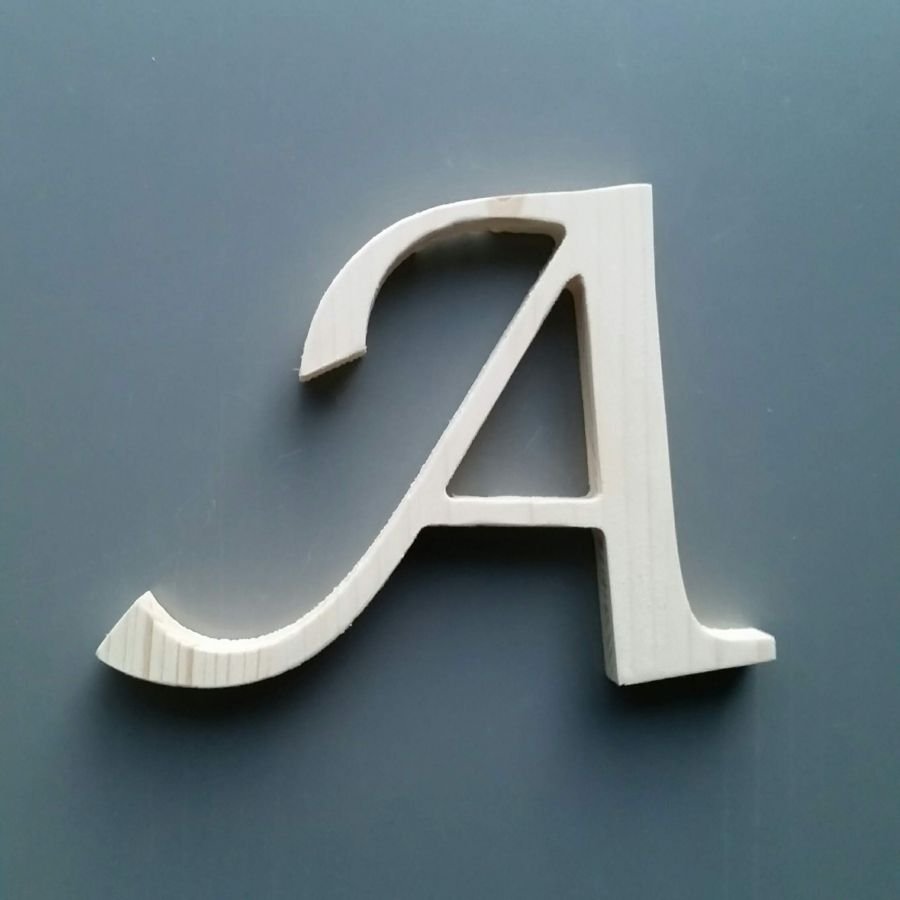 Bokstav av gran LUCIDA CALLIGRAPHY