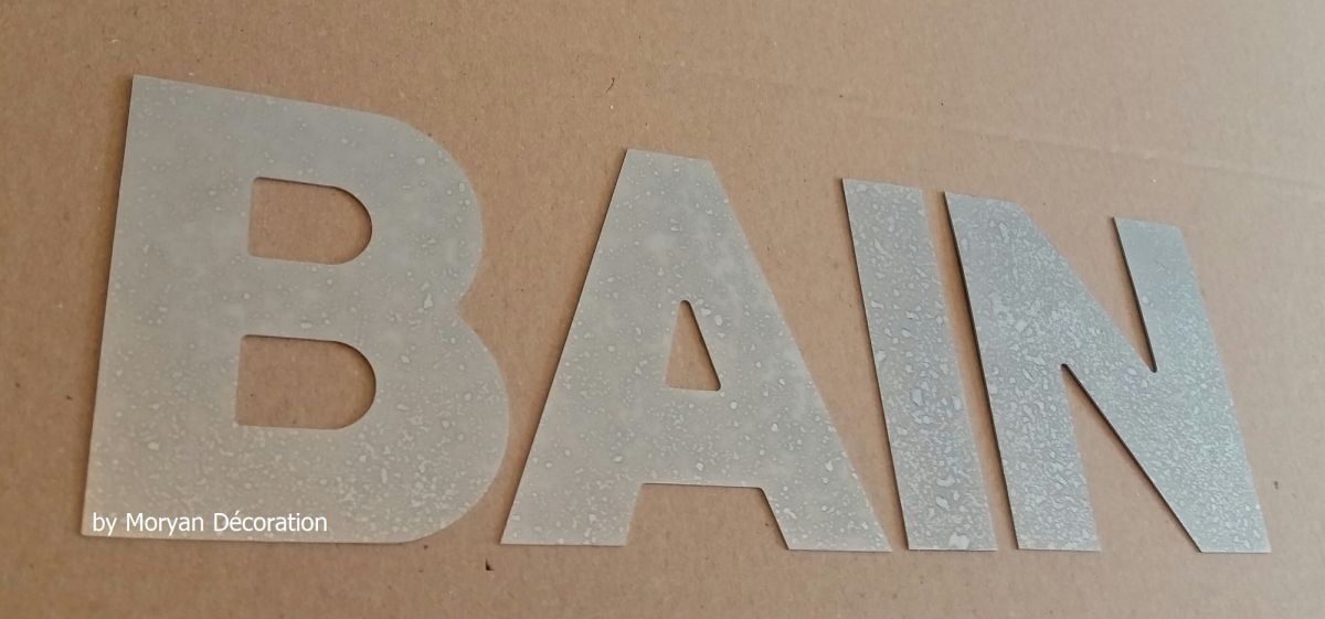 Zink dekorativa bokstav BAIN 20 cm