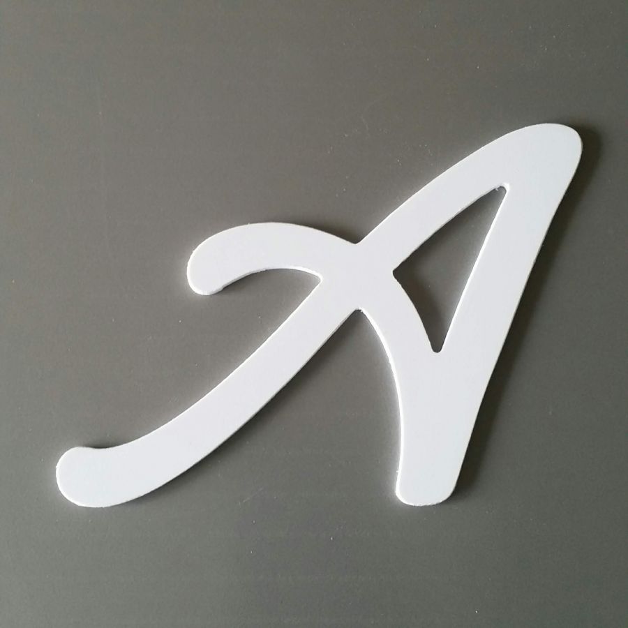 Plastbokstav PVC LOMBRIZ