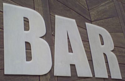 Lettres métal BAR