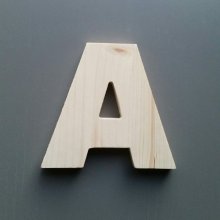 Bokstav av gran ARIAL BLACK