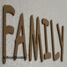 Dekorativ träbokstav FAMILY