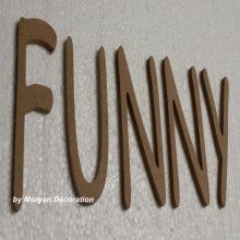 Dekorativ träbokstav FUNNY
