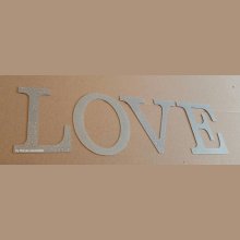 Dekorativ bokstav i zink LOVE 30 cm